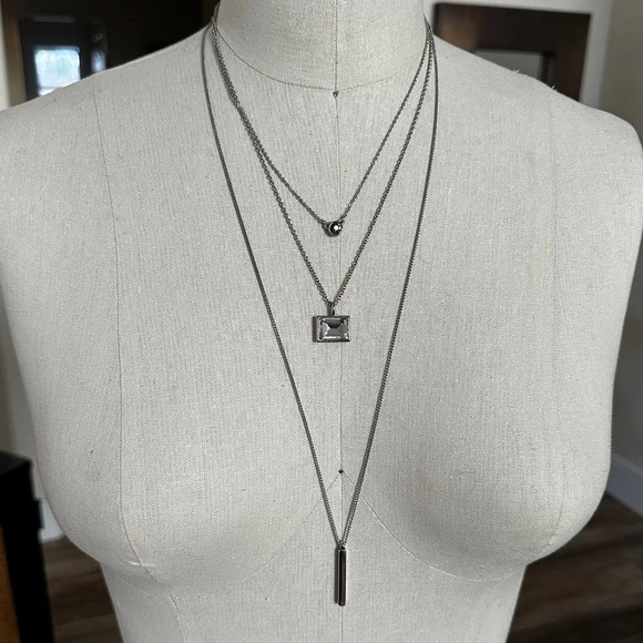 Multi-strand Long Necklace with Faceted Crystals and Bar in Silver - Picture 1 of 4